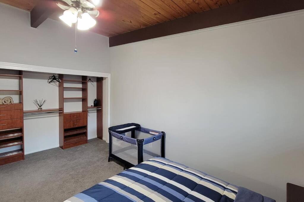 Entire One Bedroom Apartment อันแนนเดล ภายนอก รูปภาพ