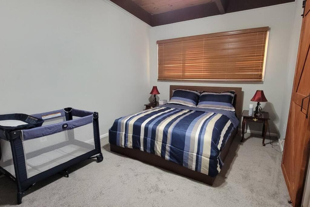 Entire One Bedroom Apartment อันแนนเดล ภายนอก รูปภาพ